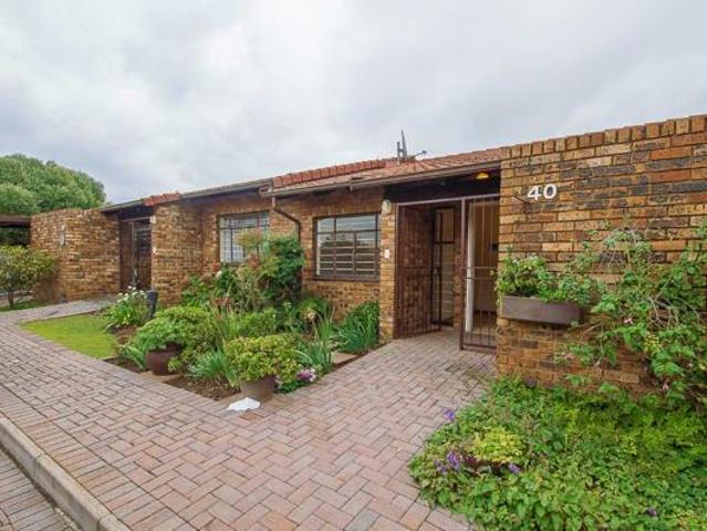 Townhouse for sale in Westonaria, Gauteng