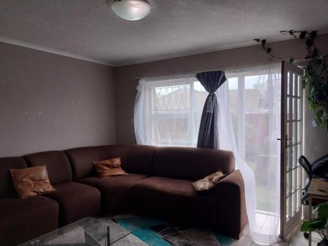 Townhouse for sale in Eastern Cape