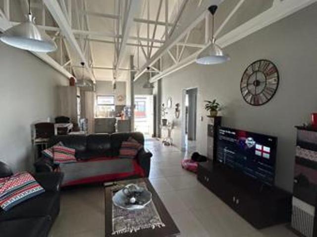 Townhouse for rent in North West