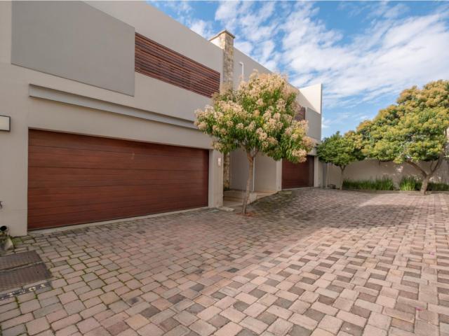 Townhouse for sale in Alexandra, Gauteng