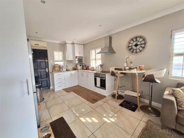 Townhouse for sale in Seaview, Kwazulu-natal