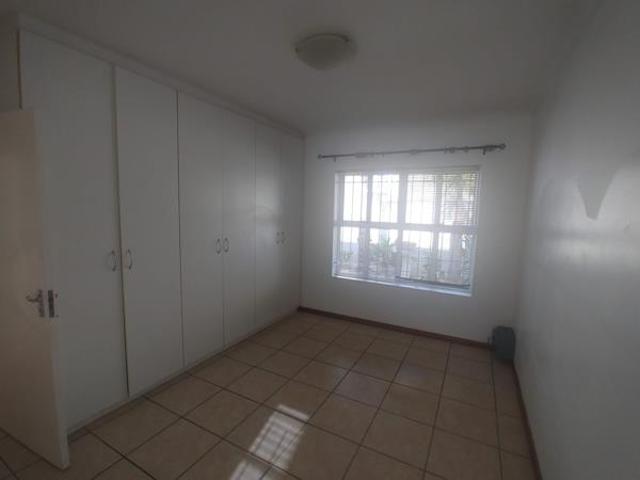 Townhouse for rent in Cape Town, Western Cape