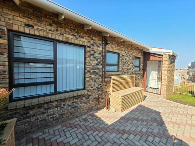 Townhouse for sale in Cape St Francis, Eastern Cape