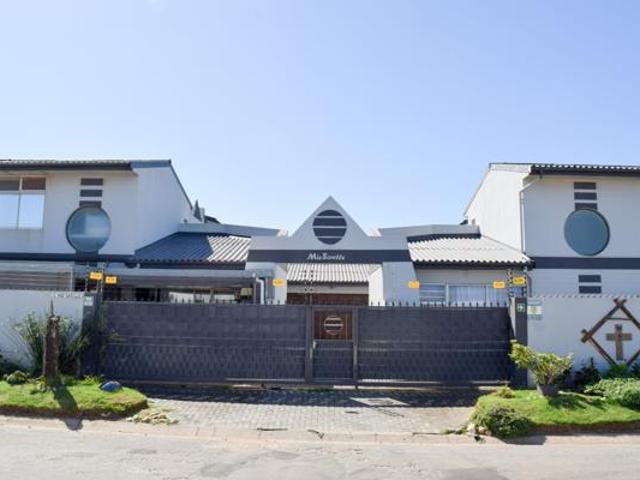 Townhouse for sale in Cape St Francis, Eastern Cape