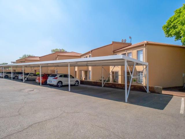 Townhouse for sale in Lesedi Local Municipality, Gauteng