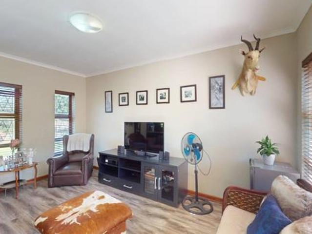 Townhouse for sale in Port Elizabeth, Eastern Cape