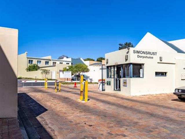 Townhouse for rent in Bergsig, Durbanville