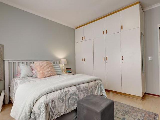 Townhouse for sale in Cape Town, Western Cape