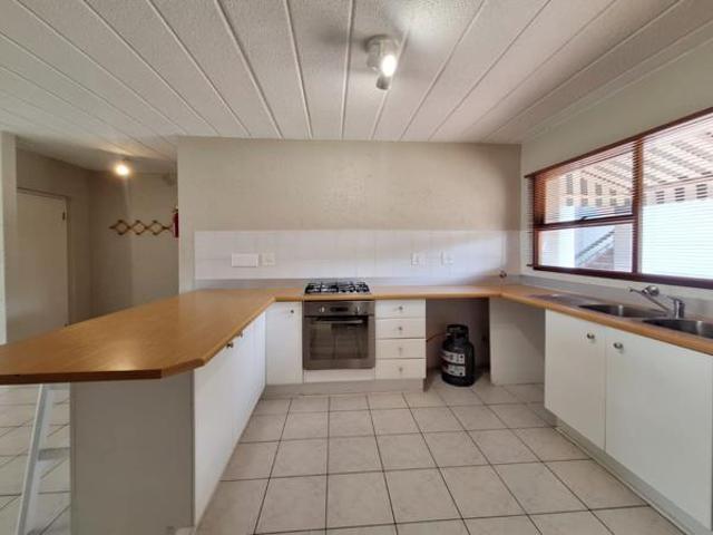 Townhouse for rent in North West