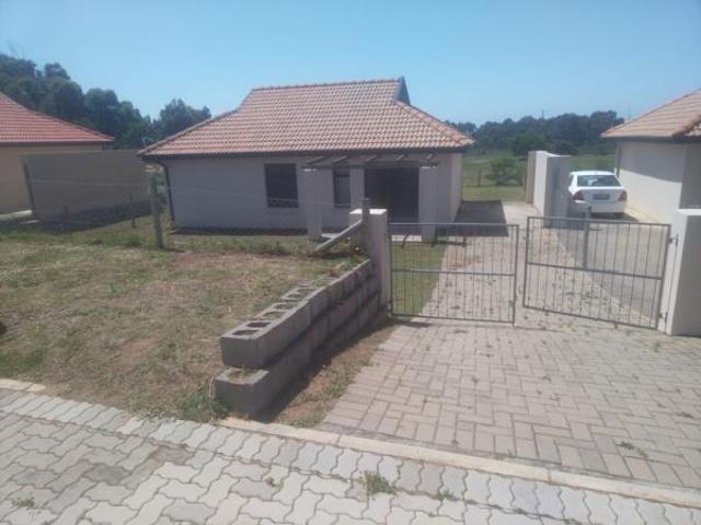 Townhouse for rent in Bisho, Eastern Cape