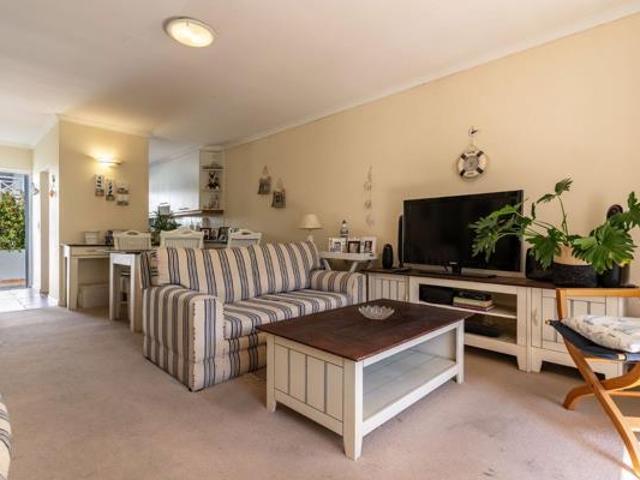 Townhouse for sale in Cape Town, Western Cape