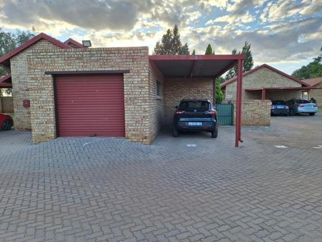 Townhouse for sale in Midvaal, Gauteng