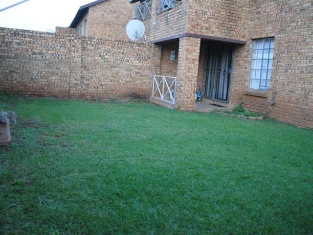Townhouse for rent in Midvaal, Gauteng