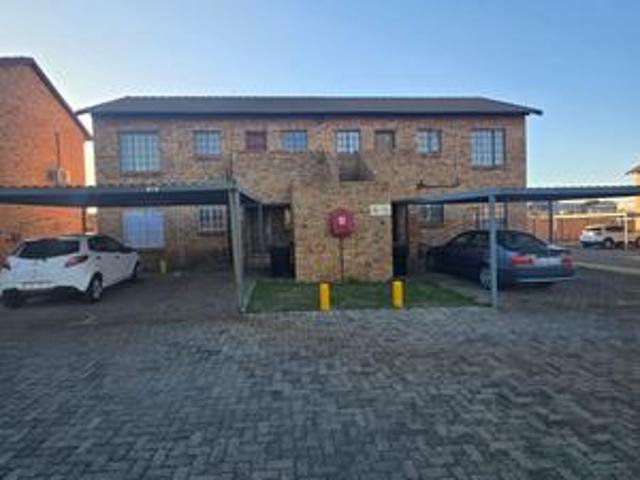 Townhouse for sale in Midvaal, Gauteng