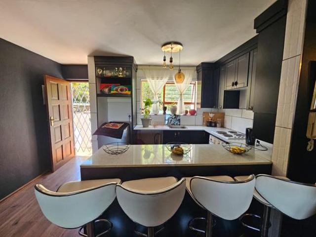 Townhouse for rent in North West