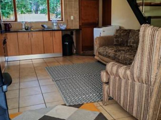 Townhouse for rent in Vosloorus, Gauteng