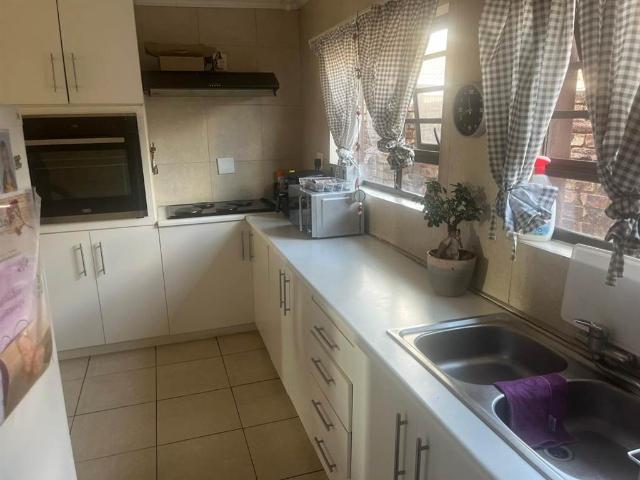 Townhouse for sale in Klerksdorp, North West
