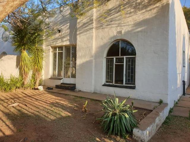 Townhouse for rent in Dr Kenneth Kaunda, North West