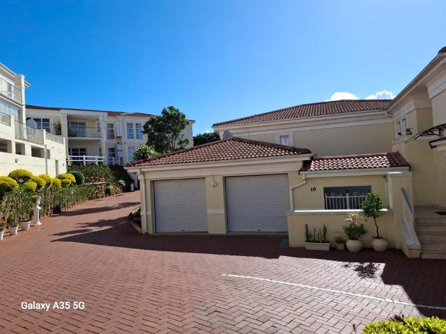 Townhouse for sale in Seaview, Kwazulu-natal