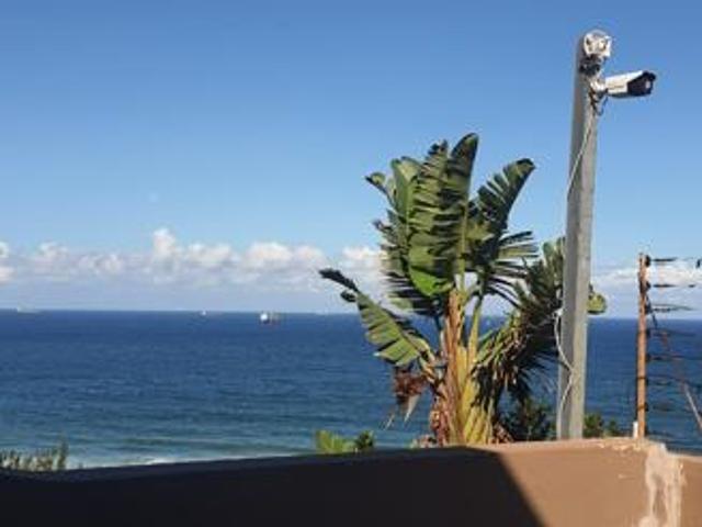 Townhouse for sale in Umdloti, Kwazulu-natal