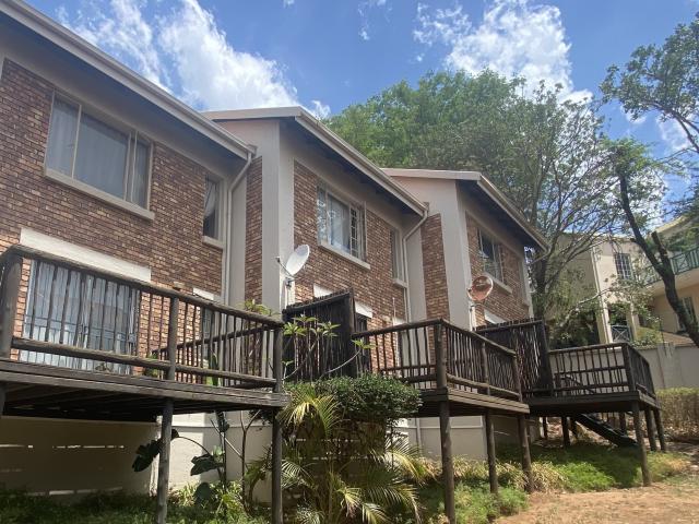 Townhouse for sale in Waterkloof, Gauteng