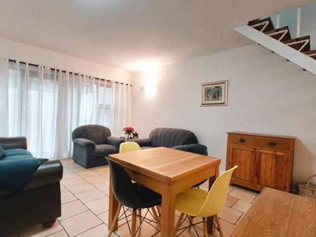 Townhouse for rent in Cape Town, Western Cape
