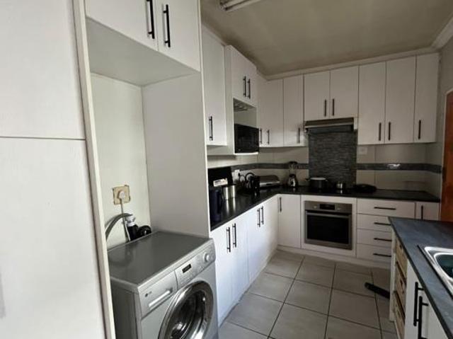 Townhouse for sale in Bloemfontein, Free State