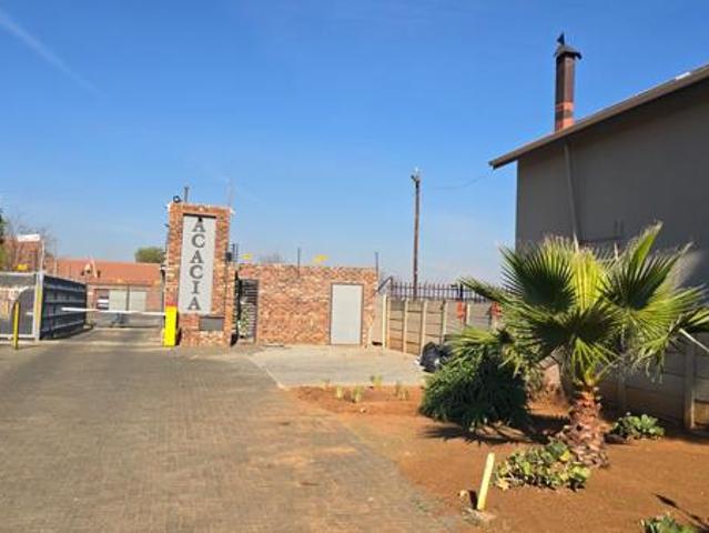 Townhouse for sale in Bloemfontein, Free State