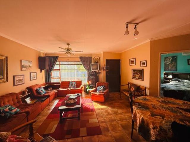 Townhouse for sale in Bloemfontein, Free State