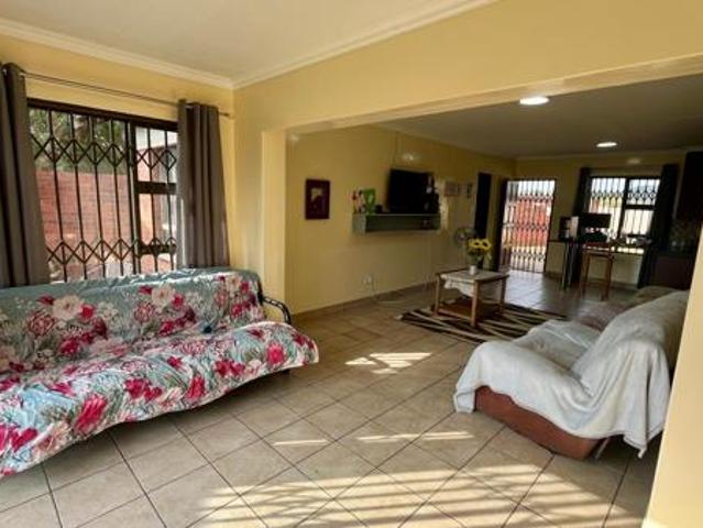 Townhouse for sale in Bloemfontein, Free State