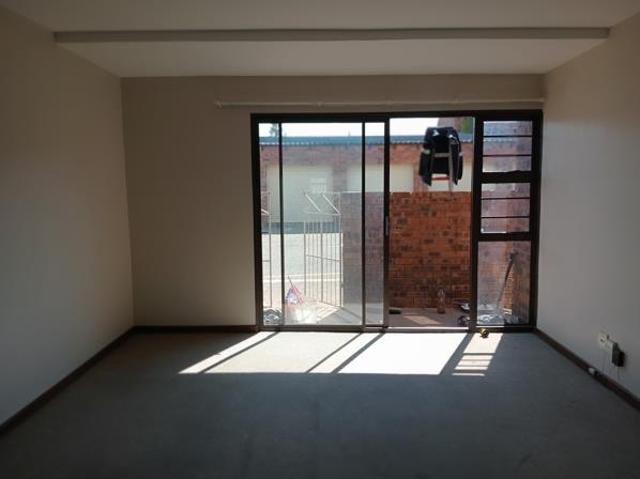 Townhouse for sale in Bloemfontein, Free State