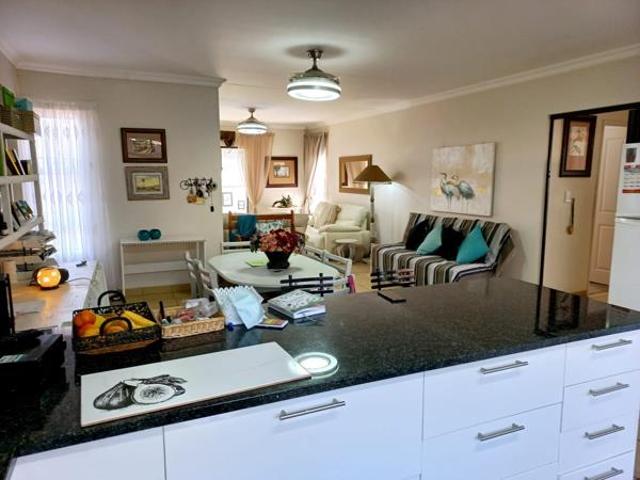 Townhouse for sale in Bloemfontein, Free State