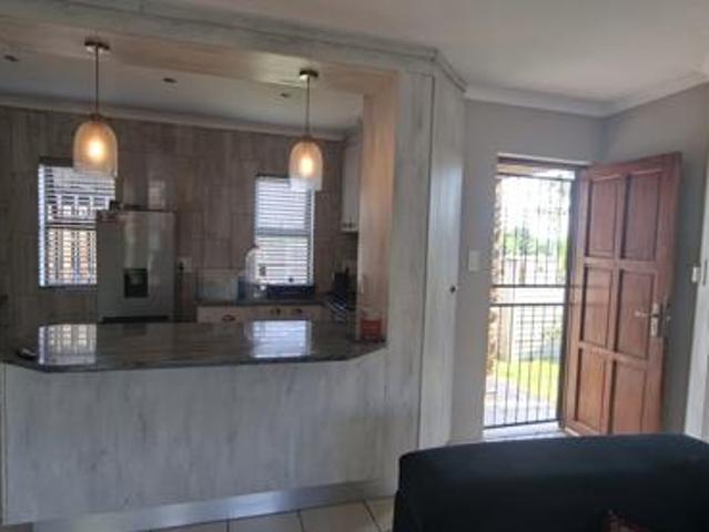 Townhouse for sale in Bloemfontein, Mangaung Metropolitan Municipality