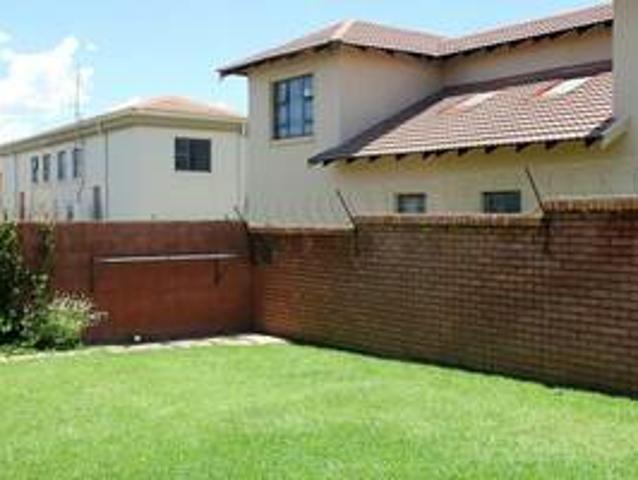 Townhouse for rent in Bloemfontein, Free State