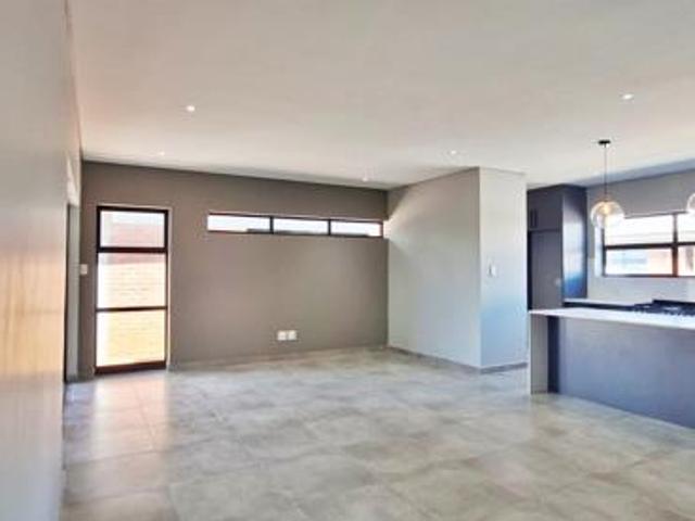 Townhouse for sale in Bloemfontein, Free State