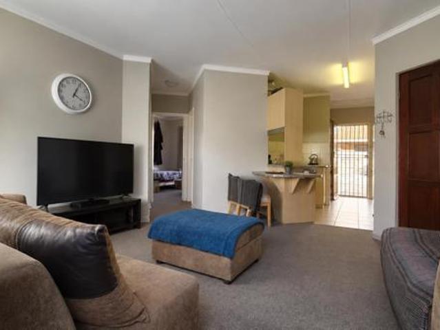 Townhouse for sale in Bloemfontein, Free State