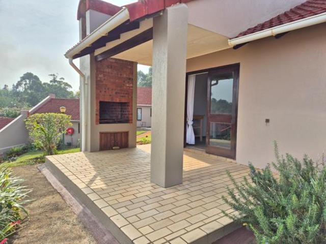 Townhouse for sale in Port Edward, Hibiscus Coast Local Municipality