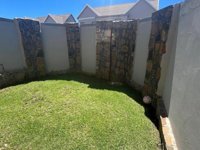 Townhouse for sale in Bloemfontein, Free State