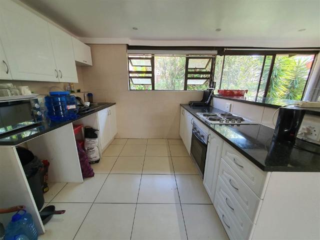 Townhouse for sale in Vosloorus, Gauteng