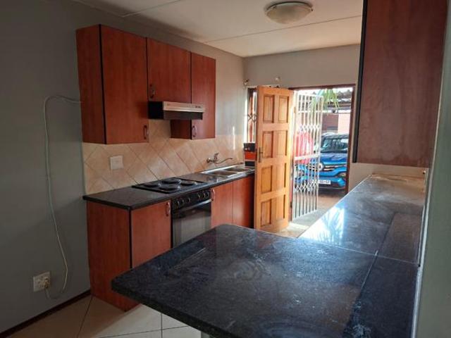 Townhouse for rent in West Rand Garden estates, Westonaria Local Municipality