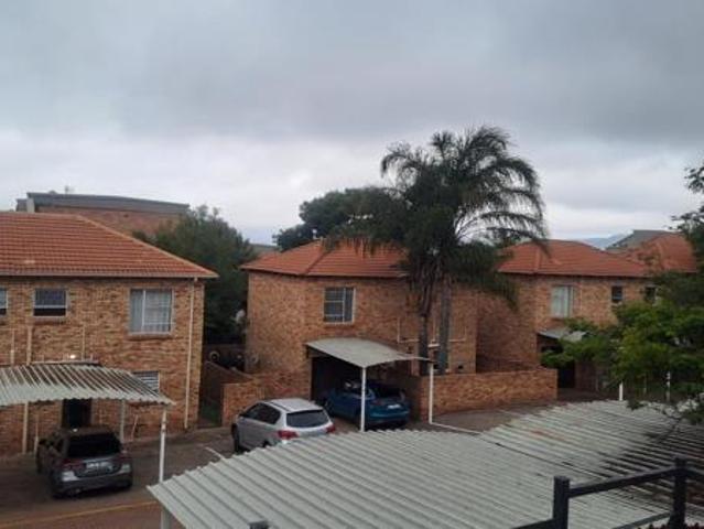 Townhouse for rent in Westonaria, Gauteng