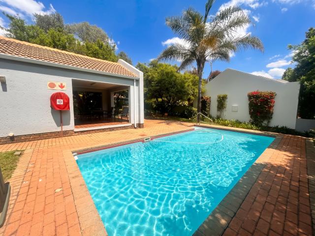 Townhouse for rent in Sandton, City of Johannesburg Metropolitan Municipality