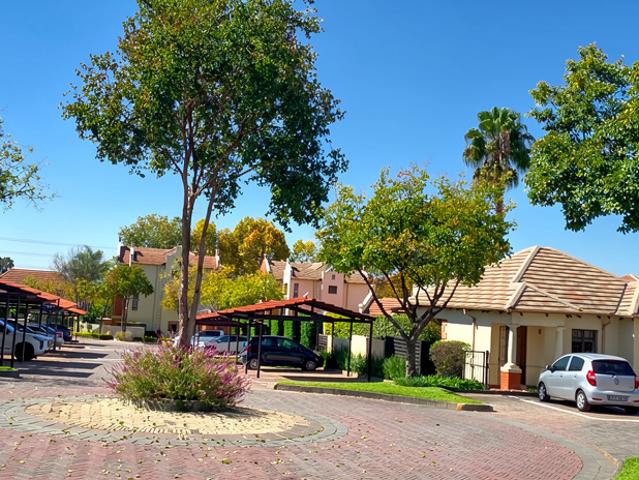 Townhouse for sale in Alexandra, Gauteng