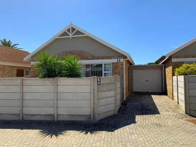House for rent in Waterkloof, Gauteng