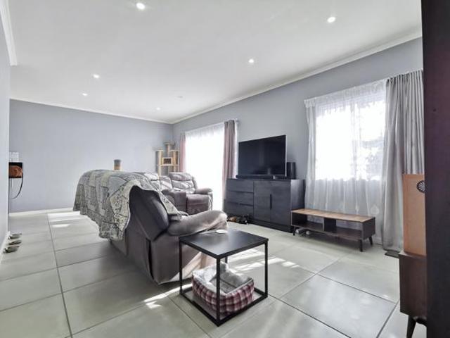 Townhouse for sale in Eastern Cape