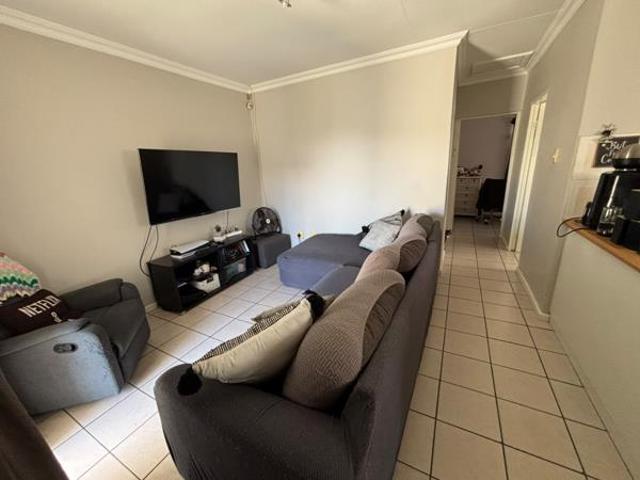 Townhouse for rent in Nelson Mandela Bay Ward 18, Nelson Mandela Bay Metropolitan Municipality
