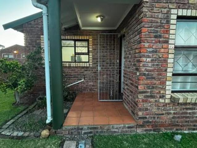 Townhouse for rent in Eastern Cape