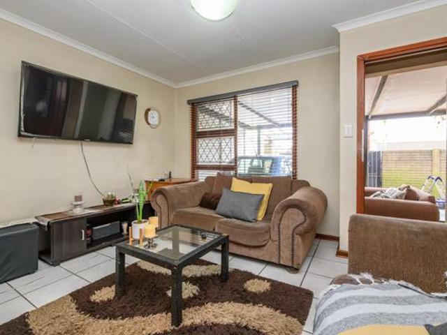 Townhouse for sale in Eastern Cape