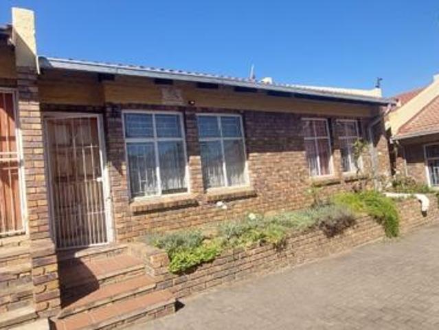 Townhouse for sale in Ehlanzeni, Mpumalanga