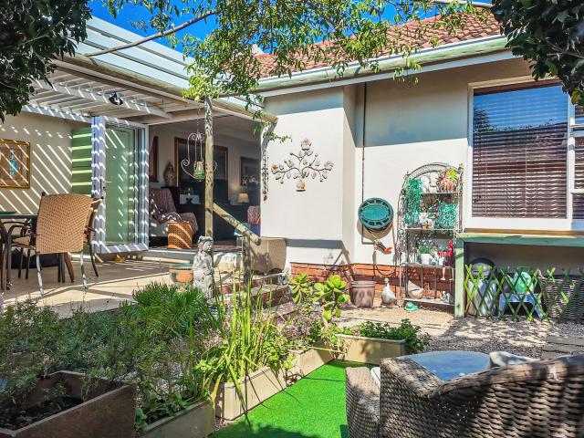Townhouse for sale in Alexandra, Gauteng